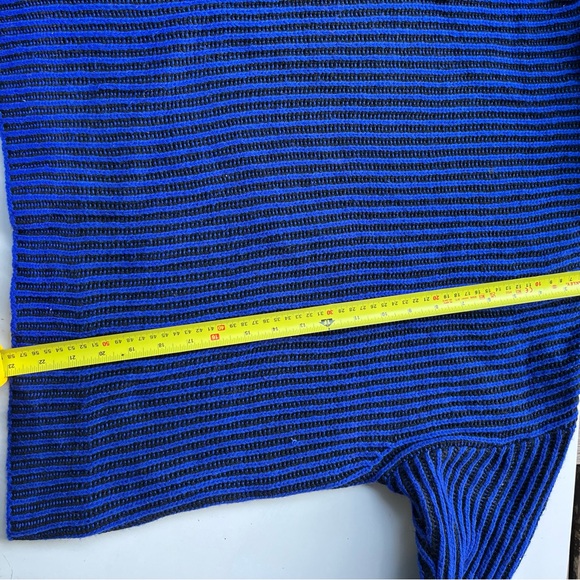 🇪🇸 ZARA oversized striped royal blue and black crop sweater size S - Picture 6 of 11